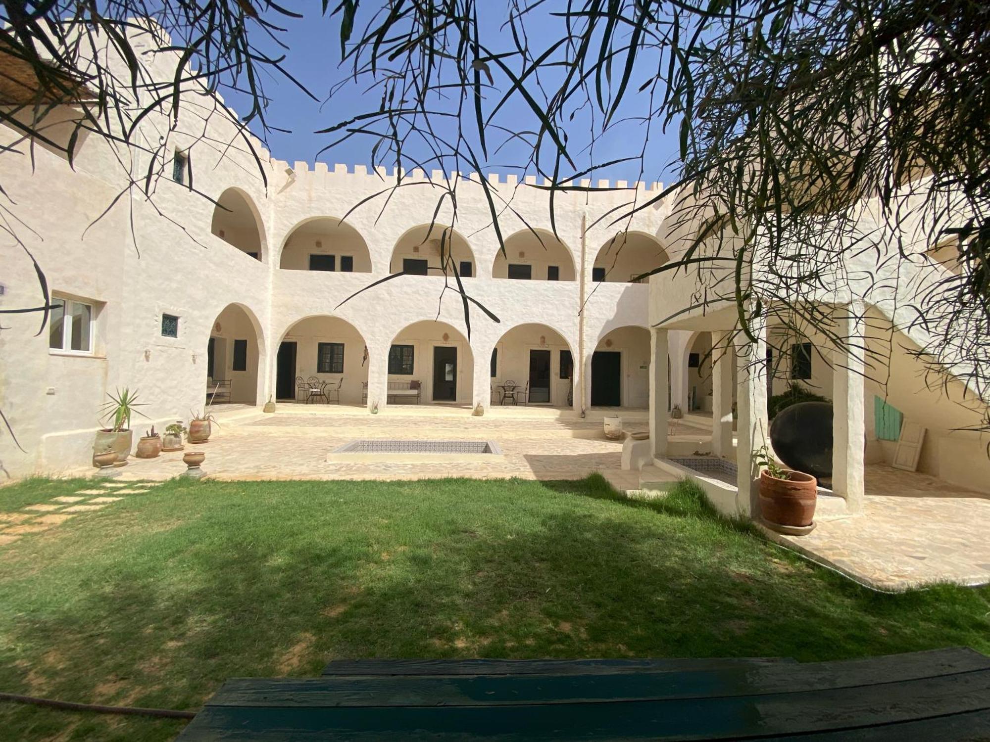 Dar Oueghlani - Maison D'Hotes El Mây Zewnętrze zdjęcie